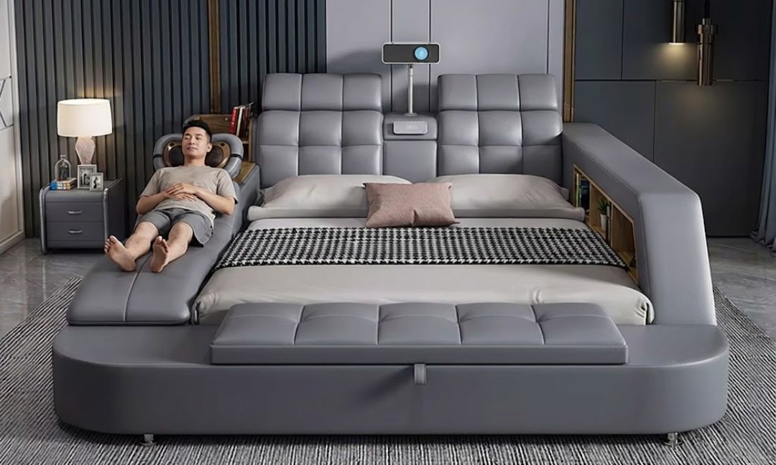 Ngày nào anh Minh cũng dành ra 25 đến 30 phút nằm trên ghế mát xa để thư giãn