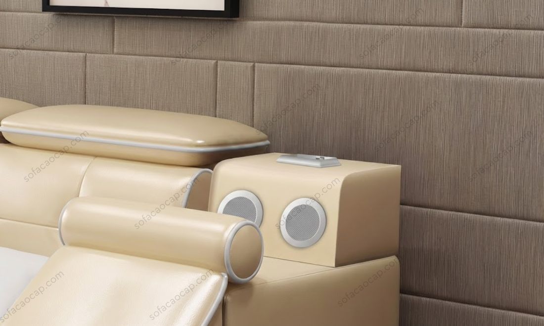 Loa Bluetooth tích hợp trên giường massage GMX049: Kết nối không dây, FM, USB, vừa giải trí vừa sạc điện thoại ngay tại giường.