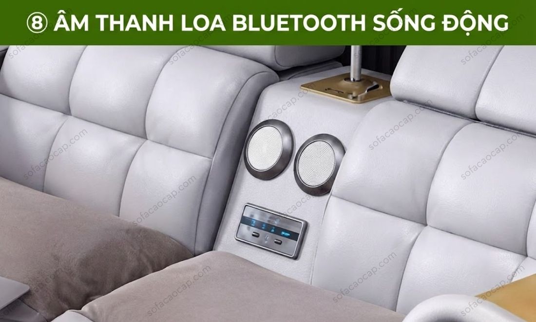 Màng loa Bluetooth cao cấp được tích hợp tinh tế hai bên đầu giường.