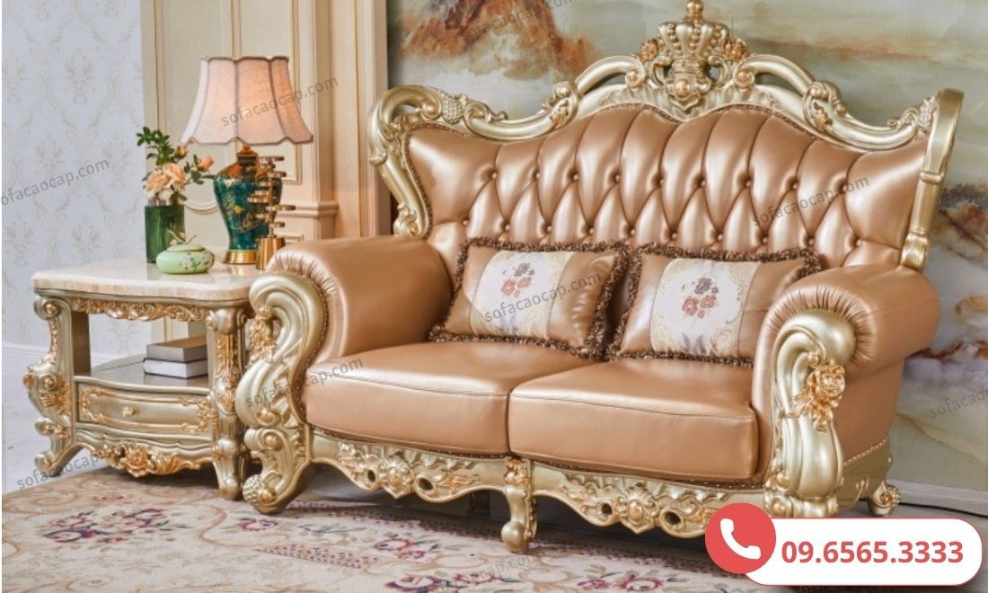 Phần khung gỗ chạm khắc hoàn toàn bằng thủ công